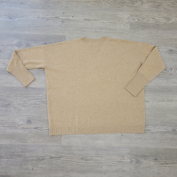 J. Crew Women's Cashmere Tan Pull Over Sweater Size Medium - Picture 8 of 9